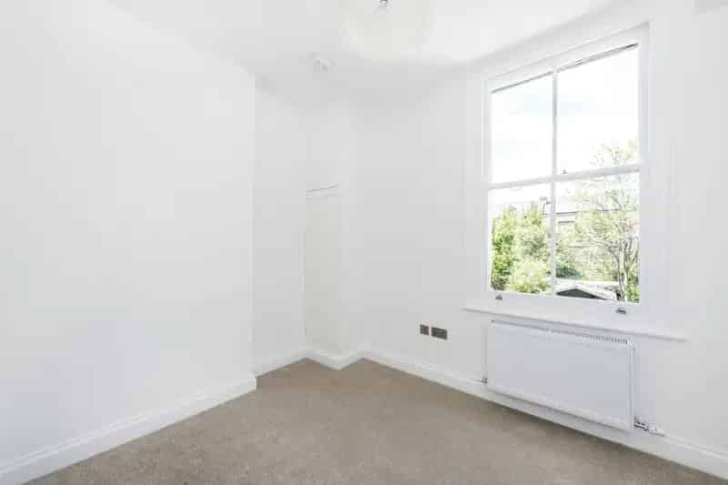 2 Bedroom Flat Tulse Hill London - Victorian Conversion Apartment