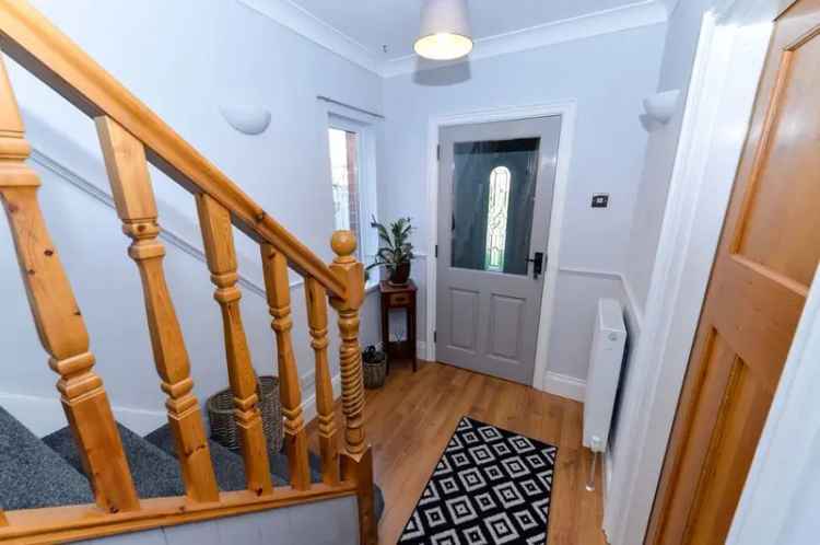 3 Bedroom Semi Detached House for Sale Belfast BT4