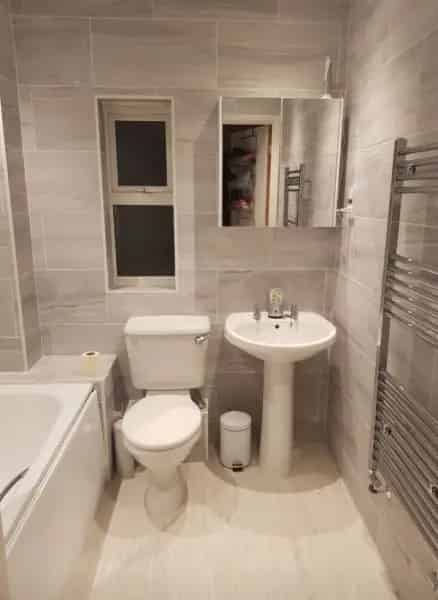2 Bed House with Large Garden in Quiet Cul-de-sac