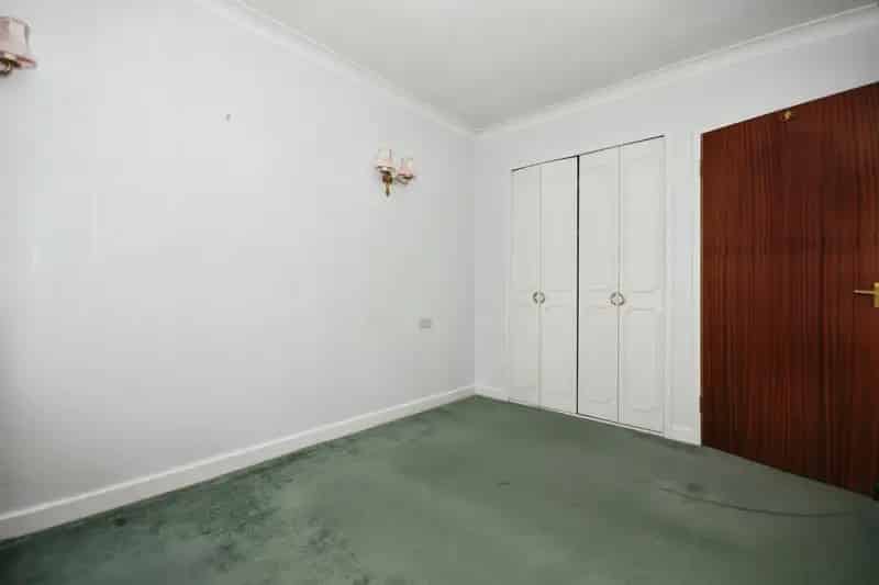 Spacious Retirement Apartment with Garden Views
