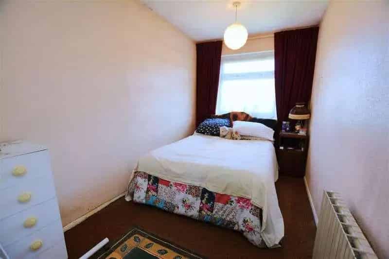 3 Bed House for Sale Mitcham Eastfields No Chain