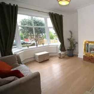 3 Bed Semi Detached House Manchester 73m²