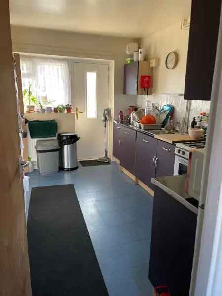 House For Rent in Rugby, England