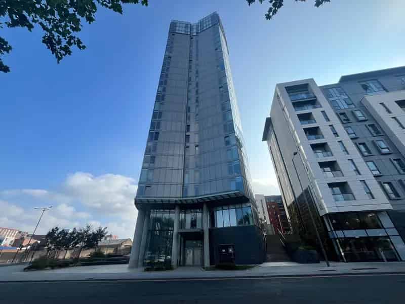 1 Bedroom Studio Apartment Near Liverpool City Centre