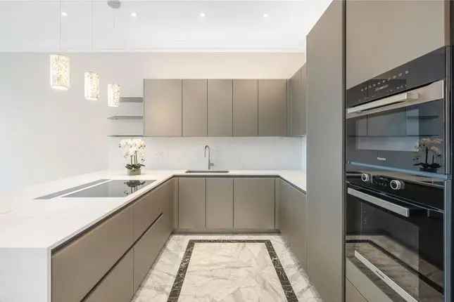 3 Bedroom Mews House Princes Gate Mews SW7 Luxury Renovation