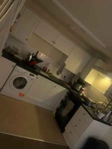 Flat For Rent in Eastleigh, England