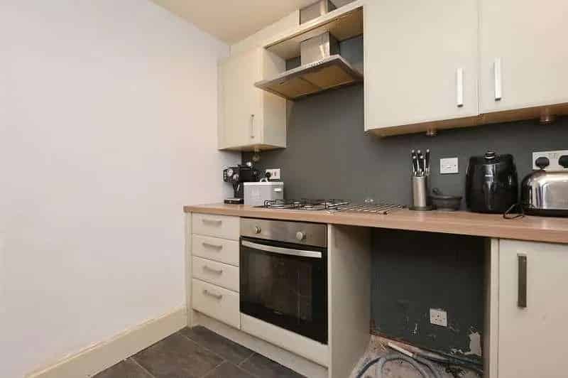 2 Bed Flat for Sale in Edinburgh West End