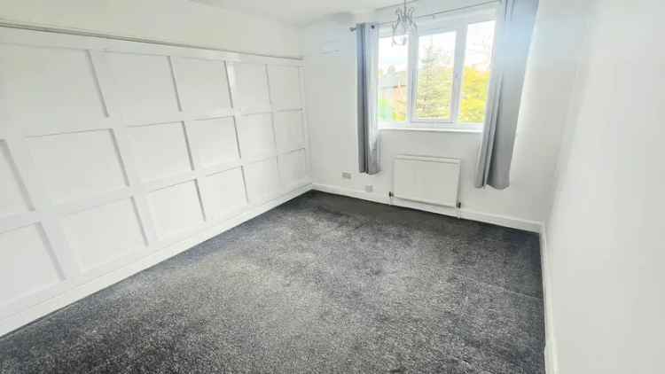 Three Bedroom Family Home in Didsbury Available Now