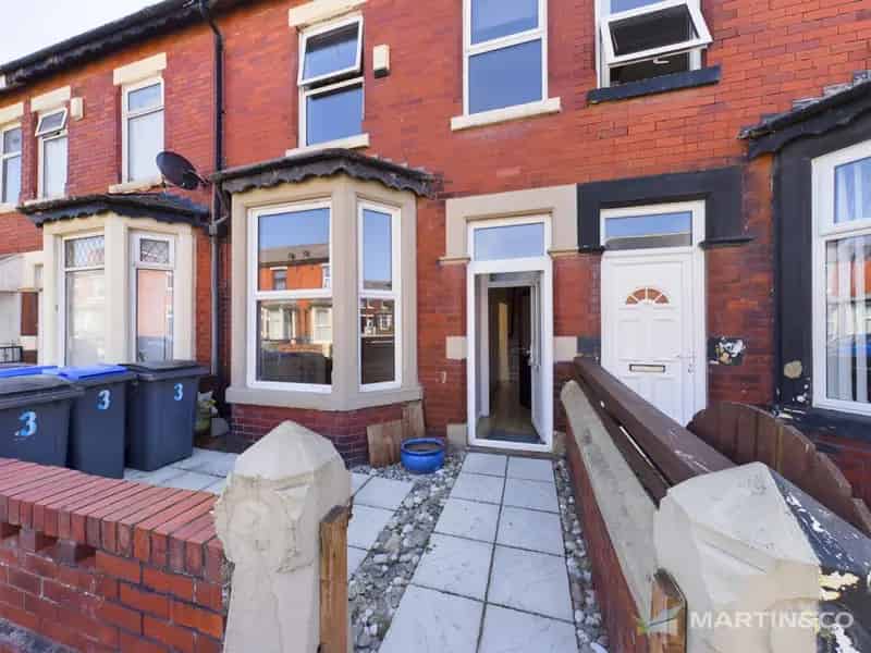 2 Bedroom House To Rent Available 01072025