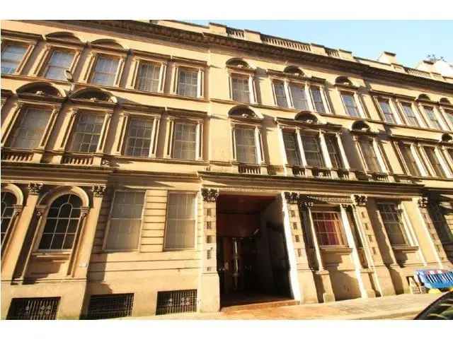 Large Flat to Rent in Glasgow Merchant City