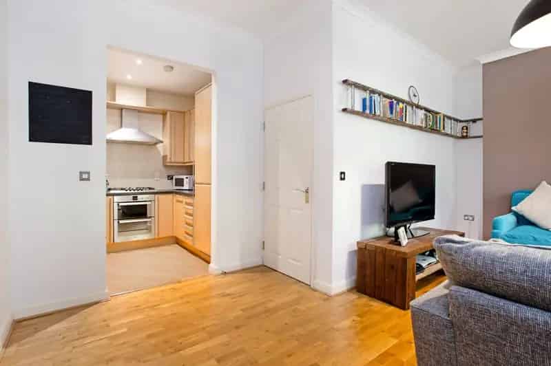 2 Bedroom Flat for Sale in Napsbury Park St Albans