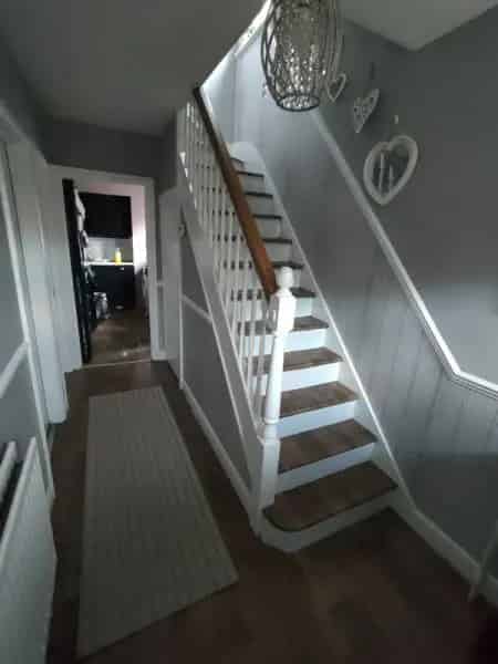 Family Home 4 Bedrooms 80ft Garden