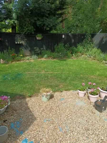 2 Bed End of Terrace House Large Garden