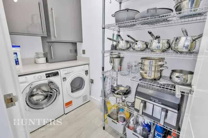 3 Bed Detached House For Sale