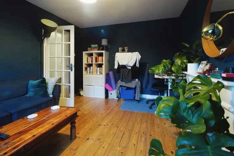 Spacious Apartment with Huge Living Room - First Time Buyer Perfect