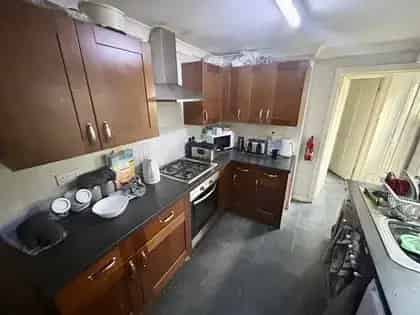 Student Room Cardiff 4 Bedroom Shared House Furnished May 1st