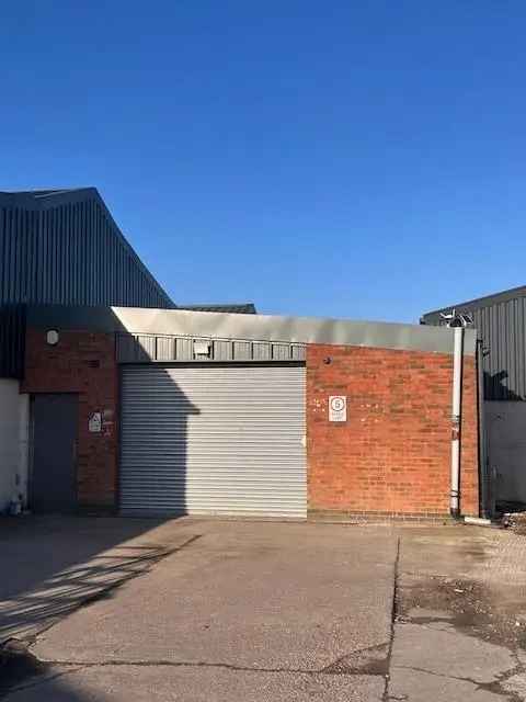 Industrial Warehouse Unit with Yard Access