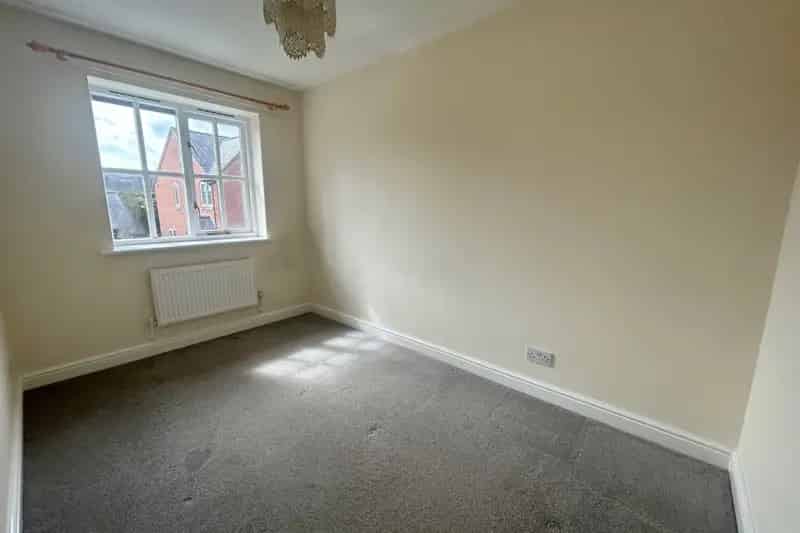 Charming Semi Detached Cottage in Tarvin Village