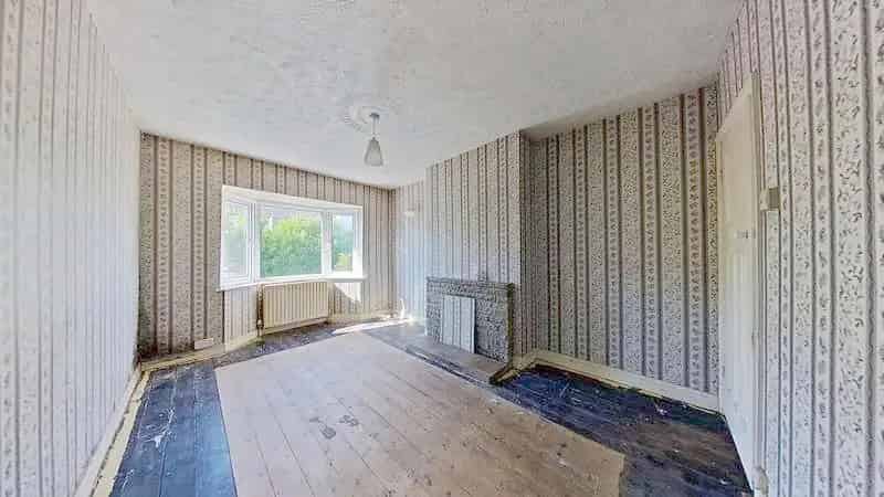 2 Bed Detached Bungalow For Sale
