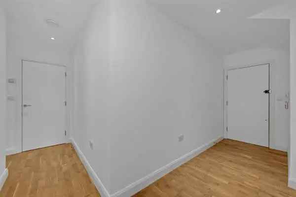 Two Bedroom Apartment for Sale in Addlestone