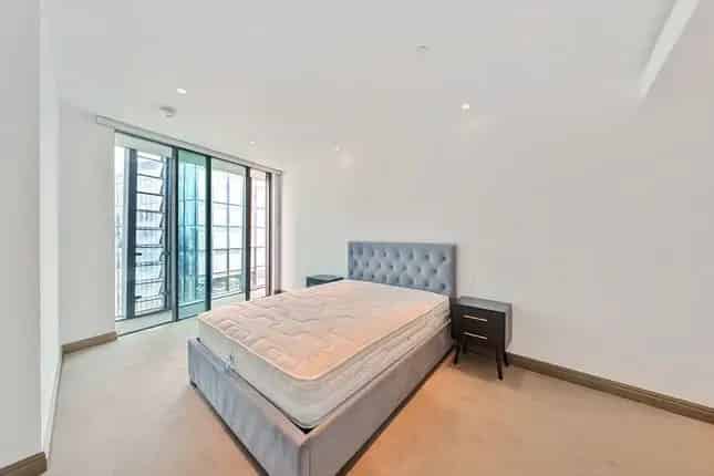 Luxury Two-Bedroom Apartment in One Blackfriars London