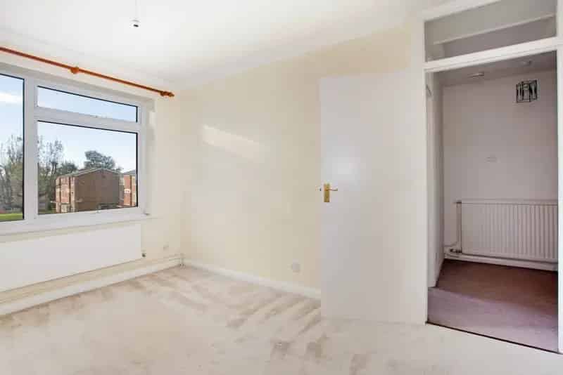 2 Bedroom Split Level Maisonette to Rent