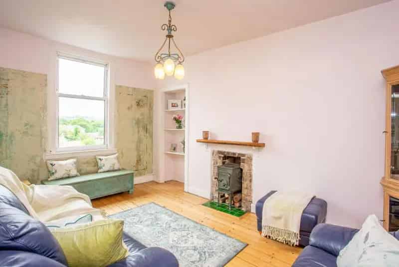 2 Bedroom Flat for Sale