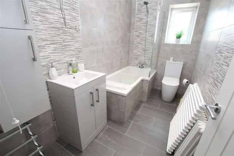 4 Bed House For Sale Modernized Terrace Family Home