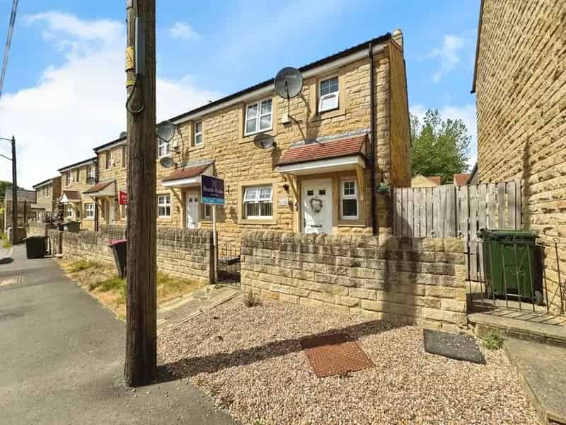 3 Bedroom End Terrace House for Rent South Yorkshire
