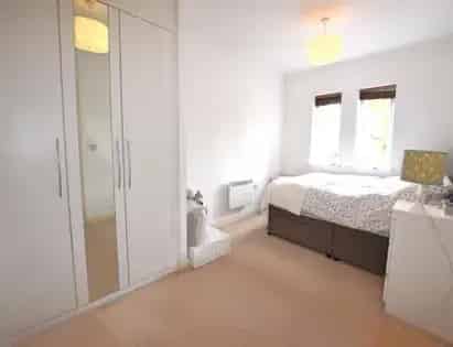 2 Bed Apartment West Didsbury Furnished Parking