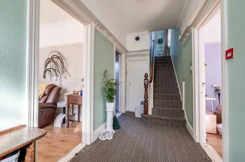 Detached Family Home South Belfast Six Bedrooms Period Features