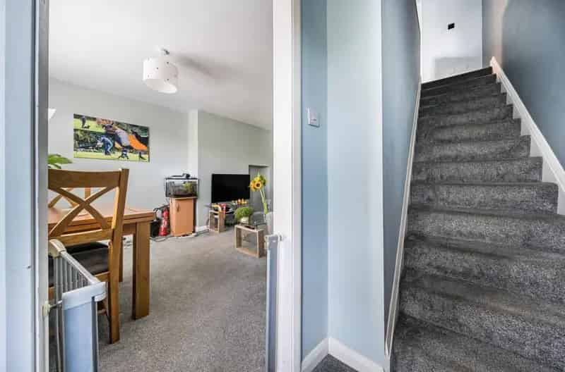 2 bed property for sale