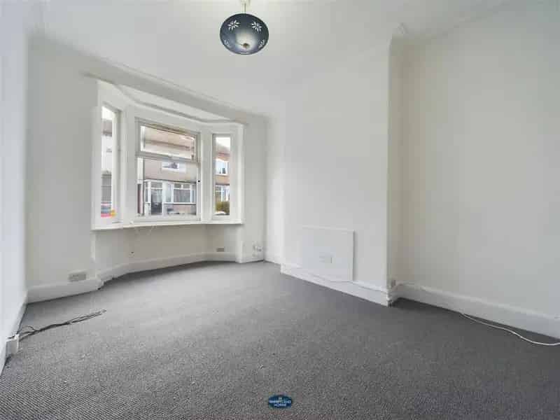 3 Bedroom Townhouse For Sale