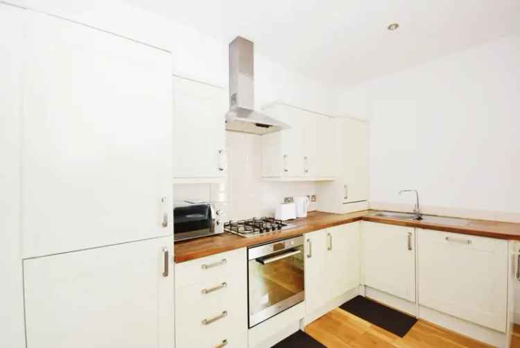 2 Bedroom Apartment For Sale Near Earlswood Station