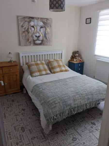 2 Bed House Country Views Quiet Cul De Sac