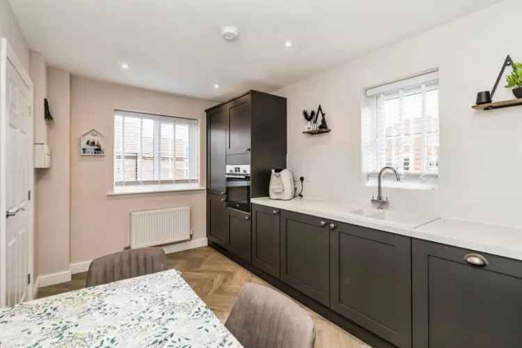 3 Bed Semi-Detached House St Johns Park Bungay