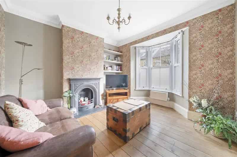 3 Bedroom Victorian Terrace House to Rent