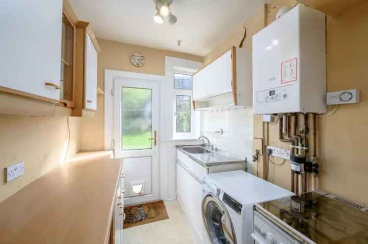 2 Bedroom End Terrace House For Sale Near Edinburgh City Centre