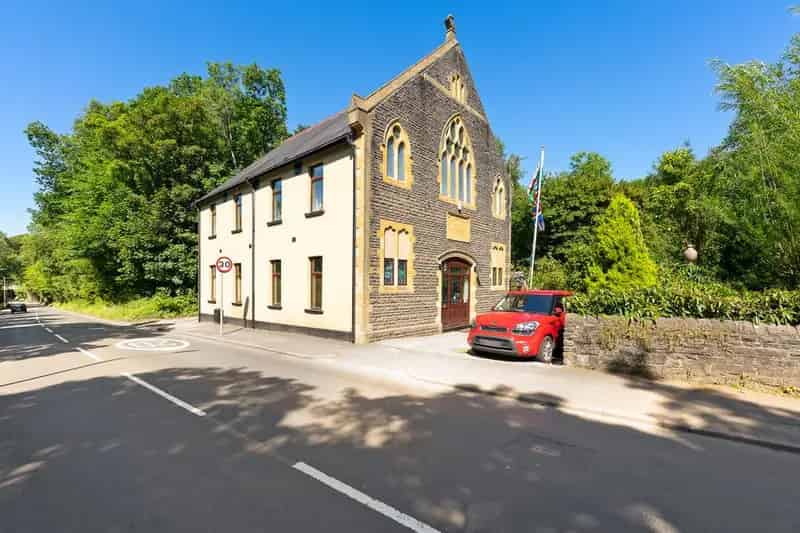 5 Bedroom Detached House for Sale in Cardiff