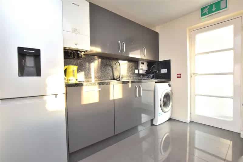 1 bedroom house to rent