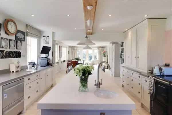 Grade II Listed Family Home with Pool and Paddocks