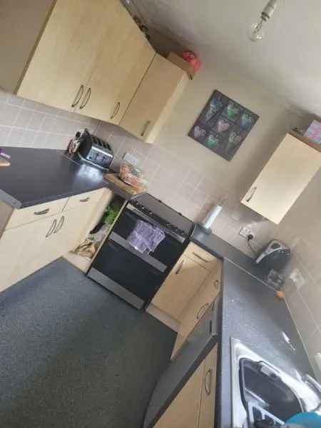 Flat For Rent in Thatcham, England