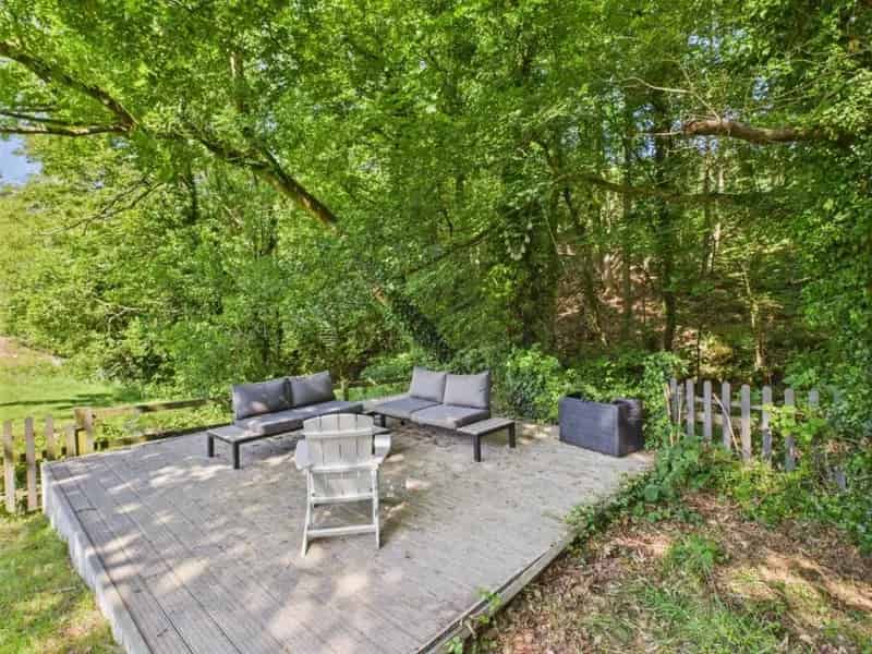 4 Bed Detached House for Sale - Excellent Village Location