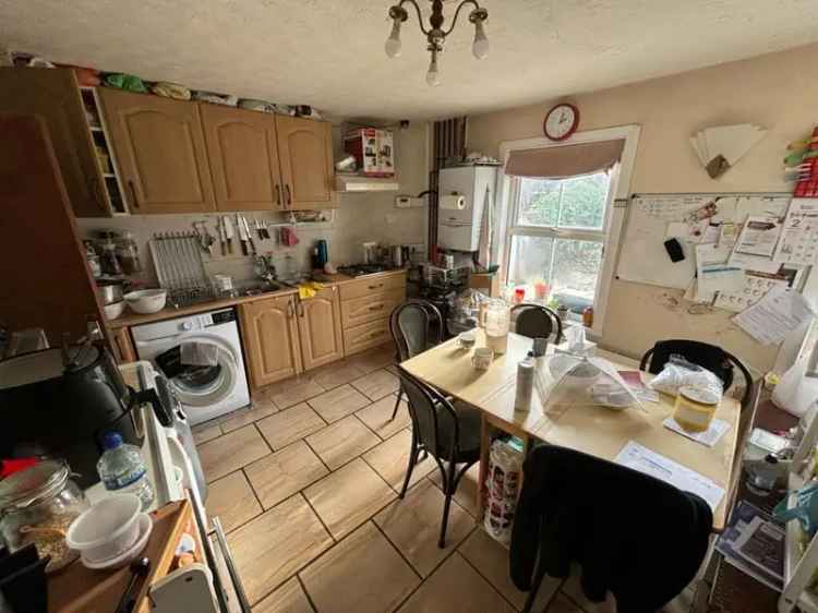Chinese Restaurant Takeaway 6 Bedroom Accommodation Lampeter