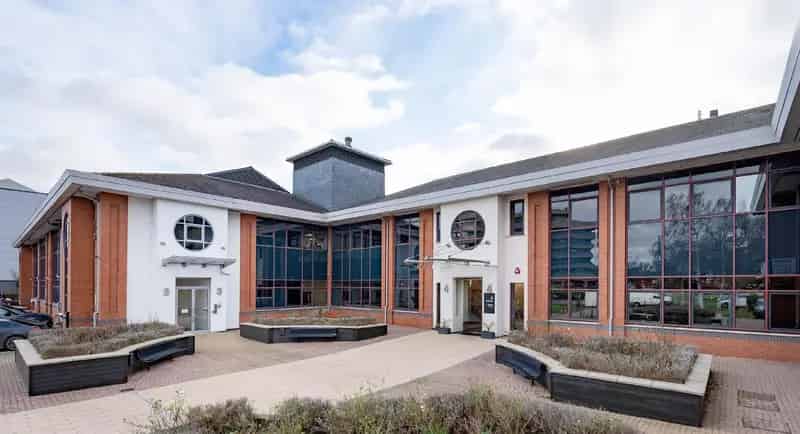 Grade A Offices Borehamwood Town Centre Refurbished