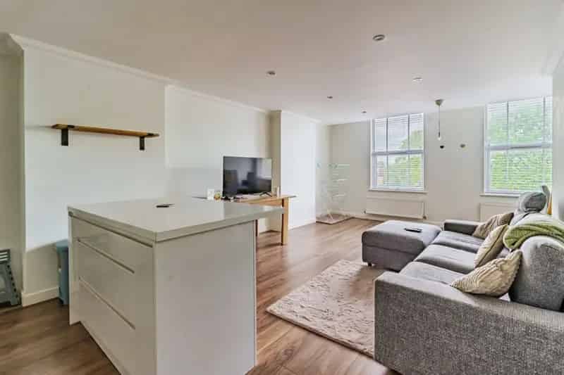 Two Bedroom Town Centre Apartment