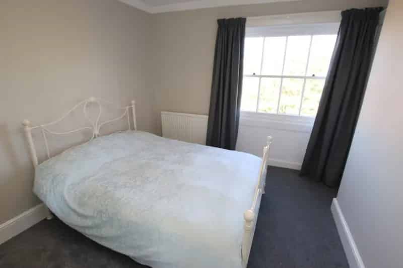 Two Bedroom Apartment London Road Spacious Modern