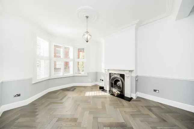 Six Bedroom Victorian House Richmond TW9