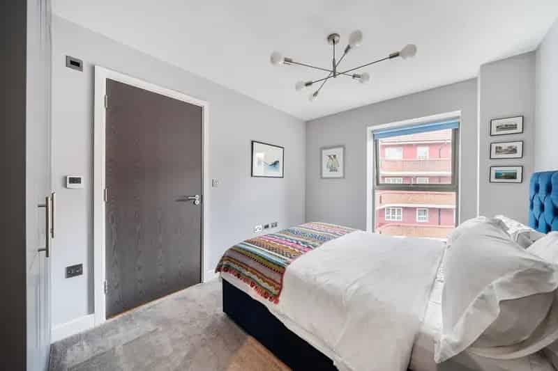 Flat For Sale , London, England