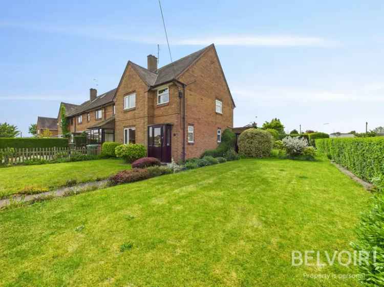 Three Bedroom Freehold House with Large Garden Potential to Extend